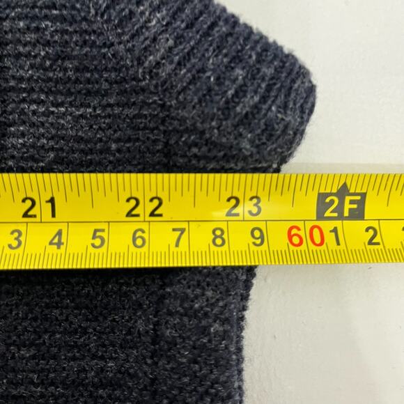 Van Heusen Mens L Pullover Knit Sweater Vest‎ Black V-Neck Sleeveless Outdoor - Picture 5 of 6